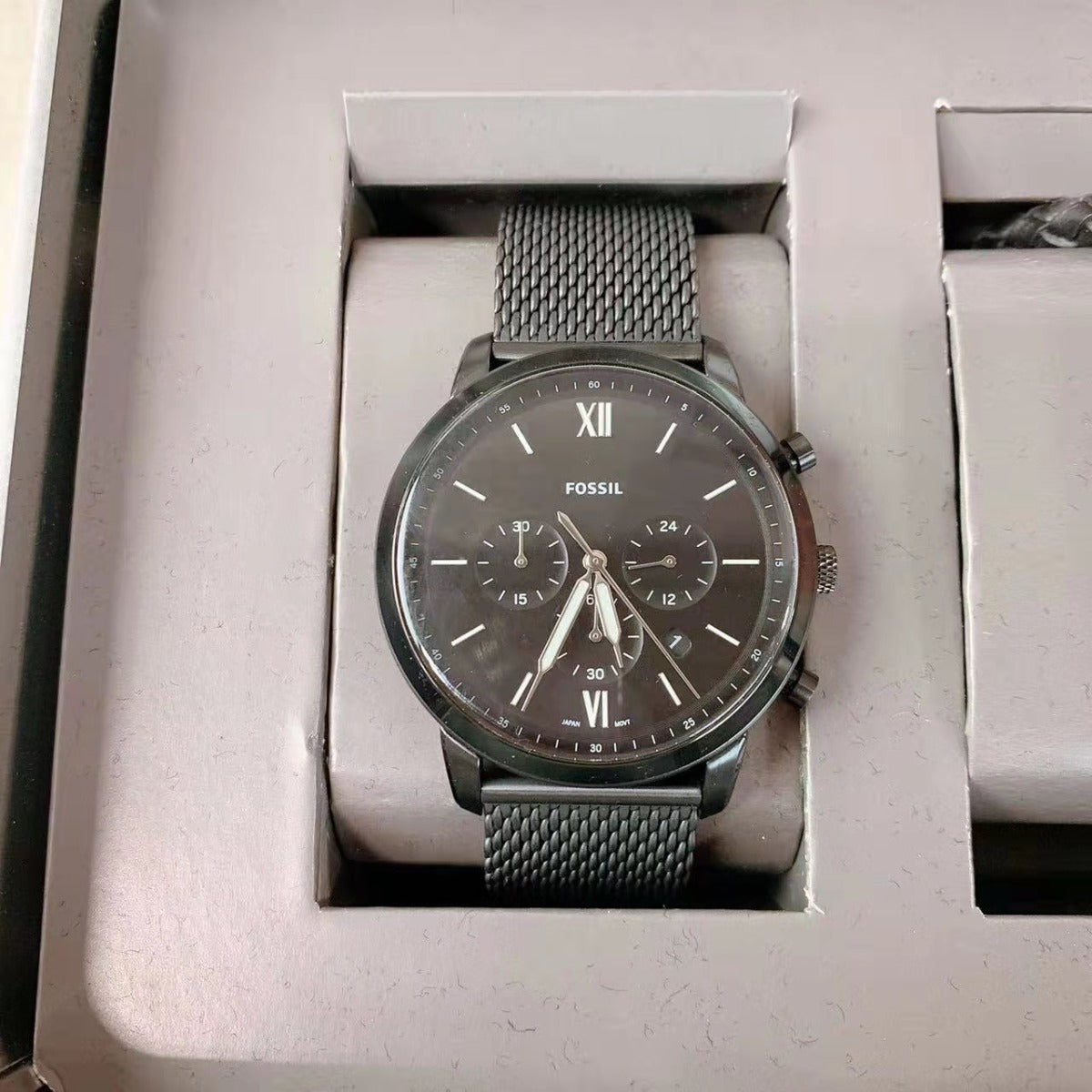 Fossil FS5786SET Neutra Chronograph Black Stainless Steel Mesh Watch and Bracelet Box Set Fossil FS5786SET Neutra Chronograph Black Stainless Steel Mesh Watch and Bracelet Box Set